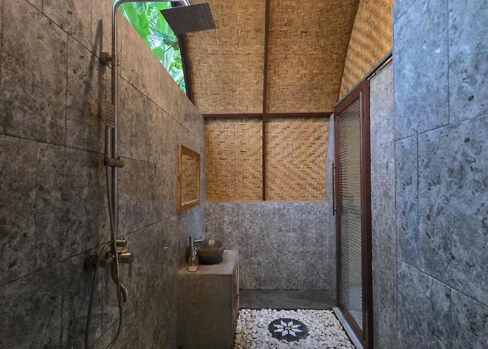 Hotel Eco Moringa Garden Banyuwedang